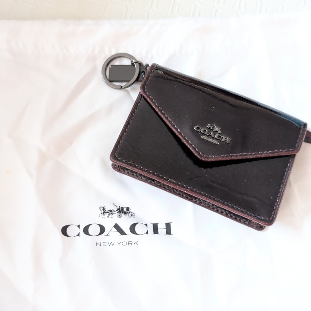 Coach Envelope Card Case In Patent Leather